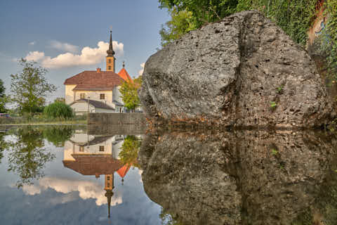 Gemeinde Hochburg-Ach Bezirk Braunau Pfarrkirche Maria Ach (Dirschl Johann) Österreich BR